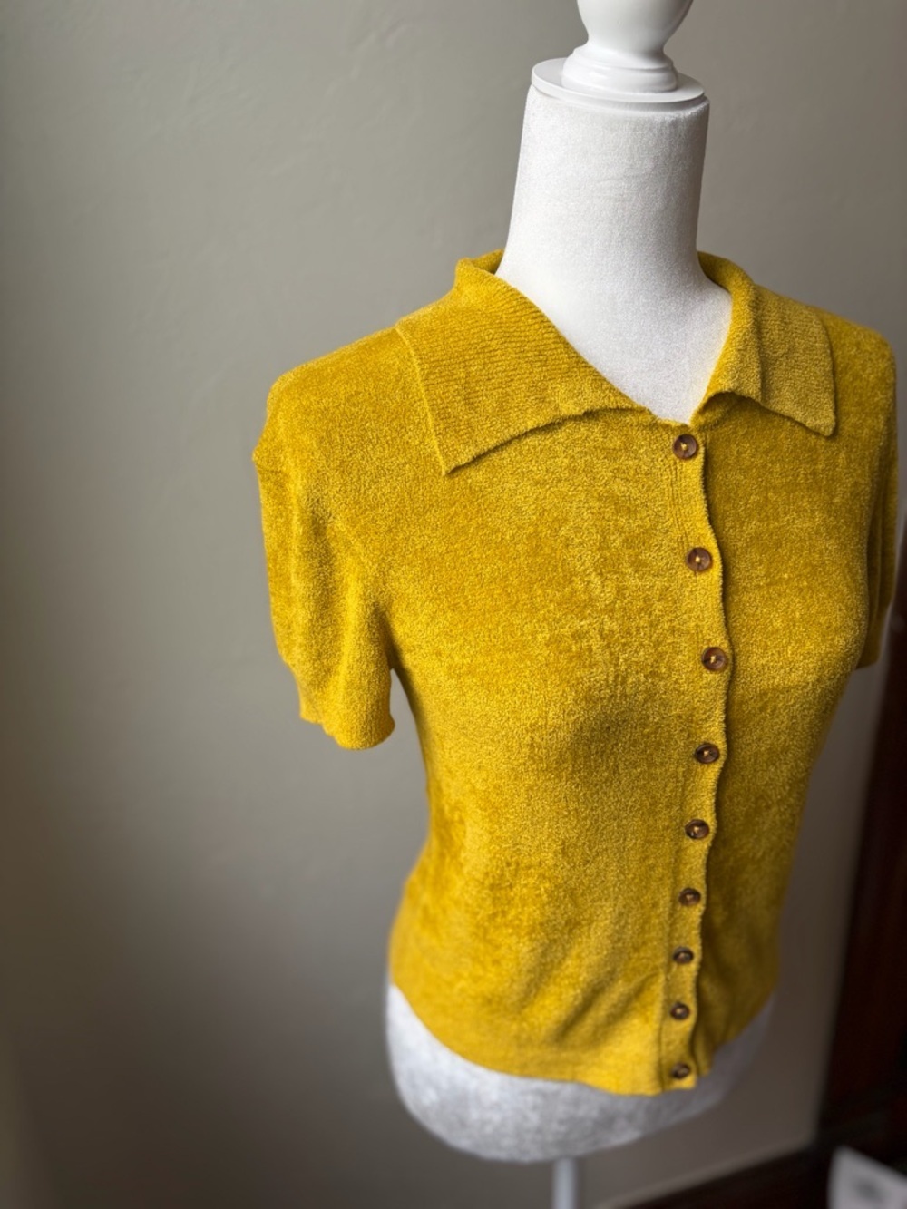 Urban Outfitters Adeline Mustard Yellow Knit Button Front Cardigan Top SP NWT - Picture 4 of 9